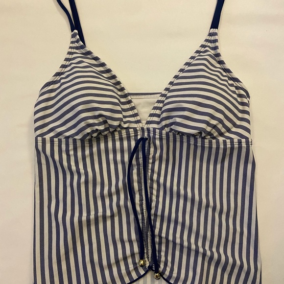 Bathing suit bundle - Picture 16 of 16